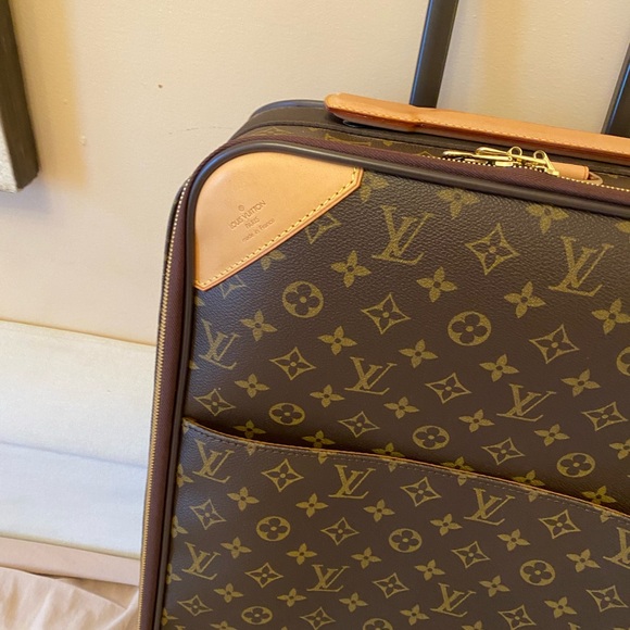 Authentic Louis Vuitton pegase 55 monogram carry on monogram - Picture 3 of 11